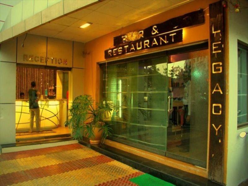 Hotel Sai Regency Daman Luaran gambar