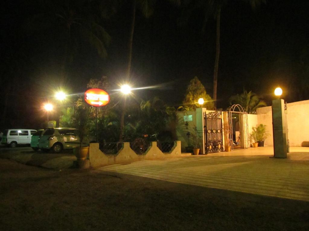 Hotel Sai Regency Daman Luaran gambar