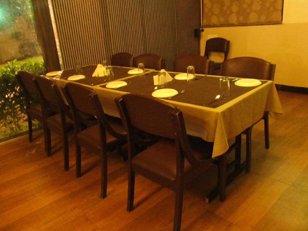 Hotel Sai Regency Daman Luaran gambar