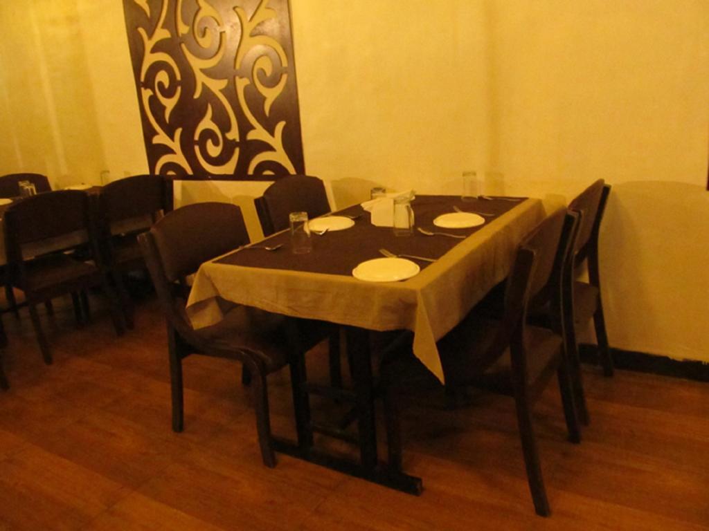 Hotel Sai Regency Daman Luaran gambar